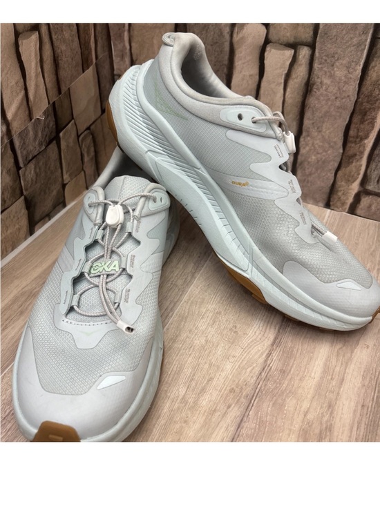 Hoka Shoes - Women’s Hoka Women's Transport shoes in the Harbor Mist/Lime Glow Sz 10